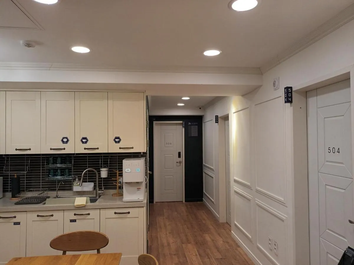 ** Maison d'hôtes Elephant Hostel Nampo Busan Corée du Sud