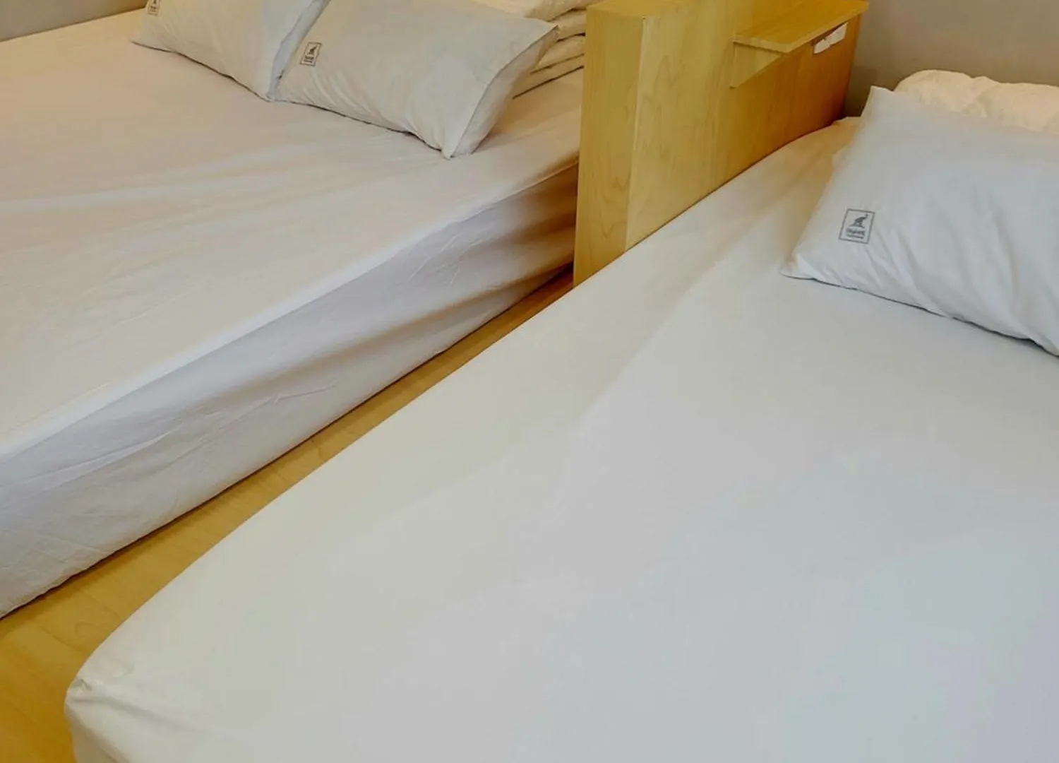 Elephant Hostel Nampo Пусан 2*,