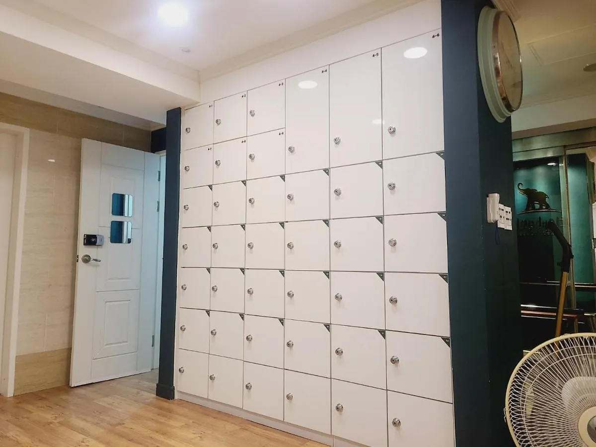 Elephant Hostel Nampo 釜山 招待所