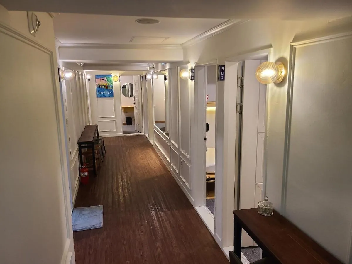 Guest house Elephant Hostel Nampo Busan