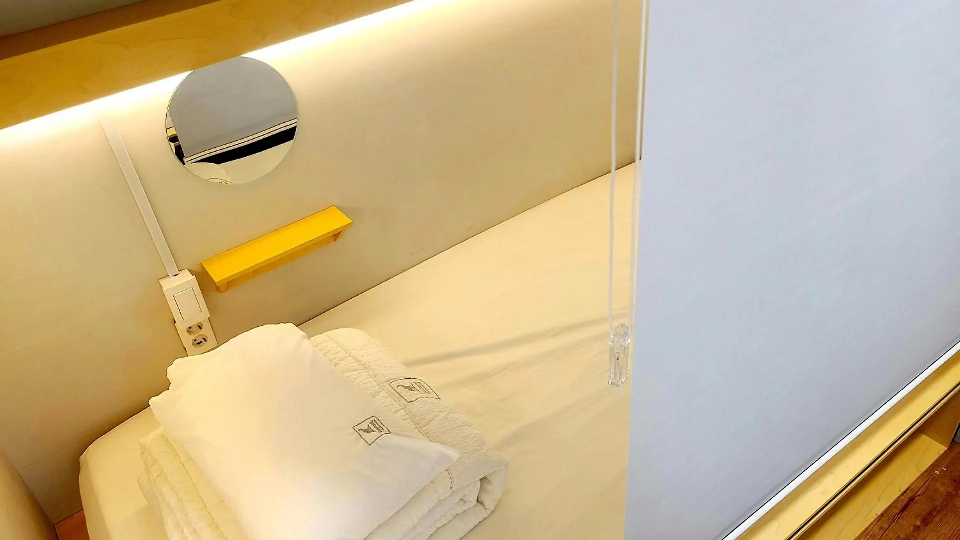 Elephant Hostel Nampo Busan 2*,  South Korea