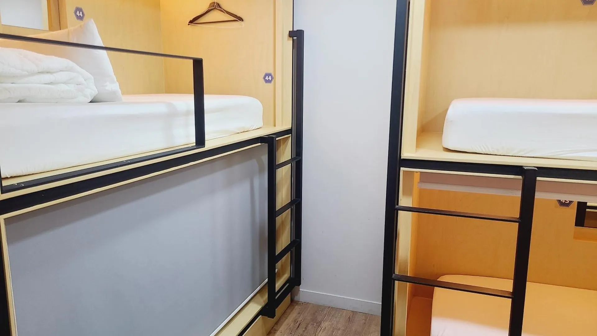 Elephant Hostel Nampo Busan 2*,  South Korea
