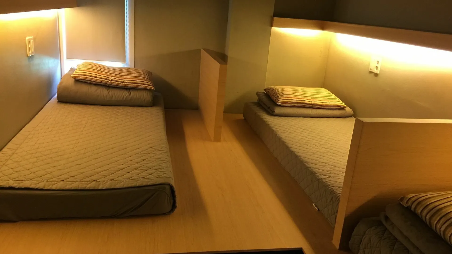 Elephant Hostel Nampo 釜山 2*,  韩国